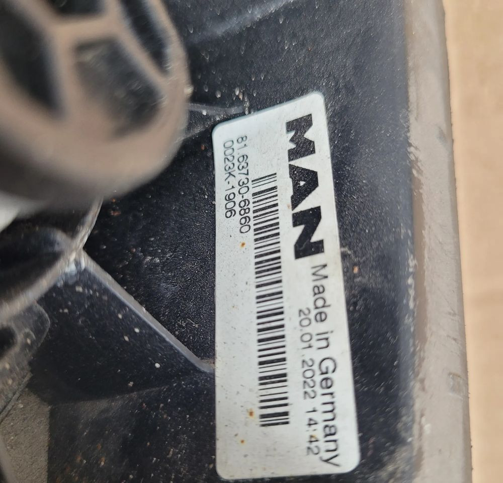 LUSTERKO LUSTERKA RH MAN TG3 ORYGINAŁ 81.63730-6860 CHWALIM116 - Espelho retrovisor por Camião: foto 3 LUSTERKO LUSTERKA RH MAN TG3 ORYGINAŁ 81.63730-6860 CHWALIM116 - Espelho retrovisor por Camião: foto 3