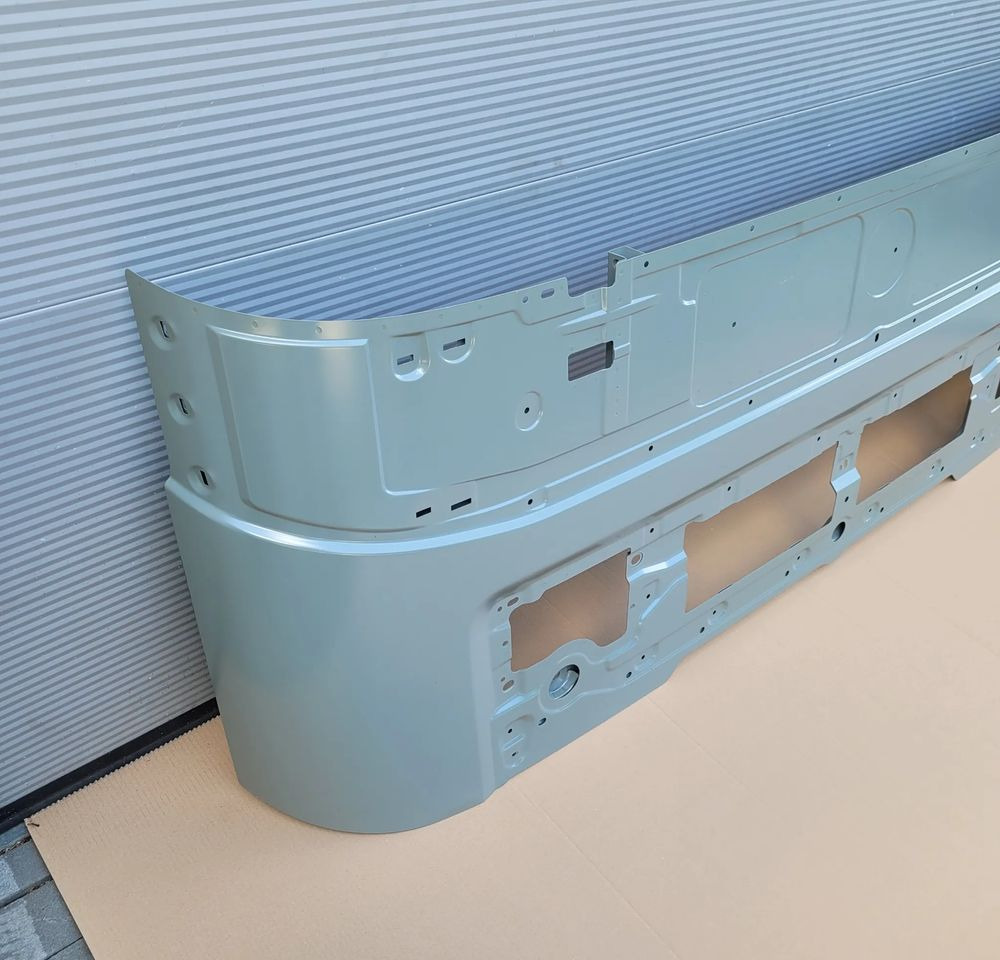 MASKA ATRAPA VOLVO FH4 NOWY ORYGINAŁ CHWALIM116 - Capô por Camião: foto 3 MASKA ATRAPA VOLVO FH4 NOWY ORYGINAŁ CHWALIM116 - Capô por Camião: foto 3