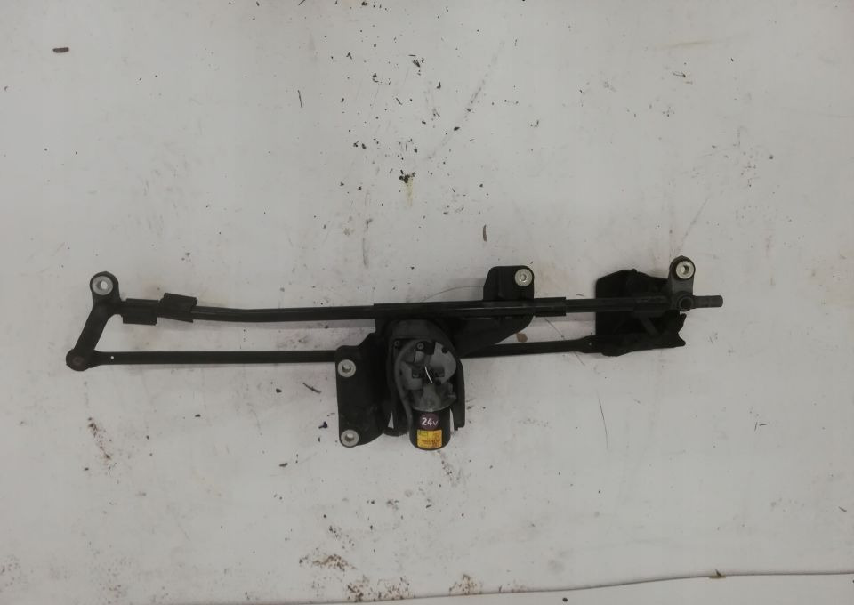 MECHANIZM WYCIERACZEK VOLVO FL EURO6 SPRAWNY - Limpador de pára-brisa por Camião: foto 1 MECHANIZM WYCIERACZEK VOLVO FL EURO6 SPRAWNY - Limpador de pára-brisa por Camião: foto 1