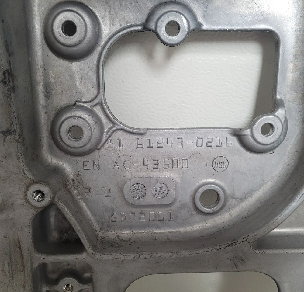 MOCOWANIE BLOTNIKA WSPORNIK MAN TG3 TGS NM 81.61243-0216 - Para-lama por Camião: foto 3 MOCOWANIE BLOTNIKA WSPORNIK MAN TG3 TGS NM 81.61243-0216 - Para-lama por Camião: foto 3