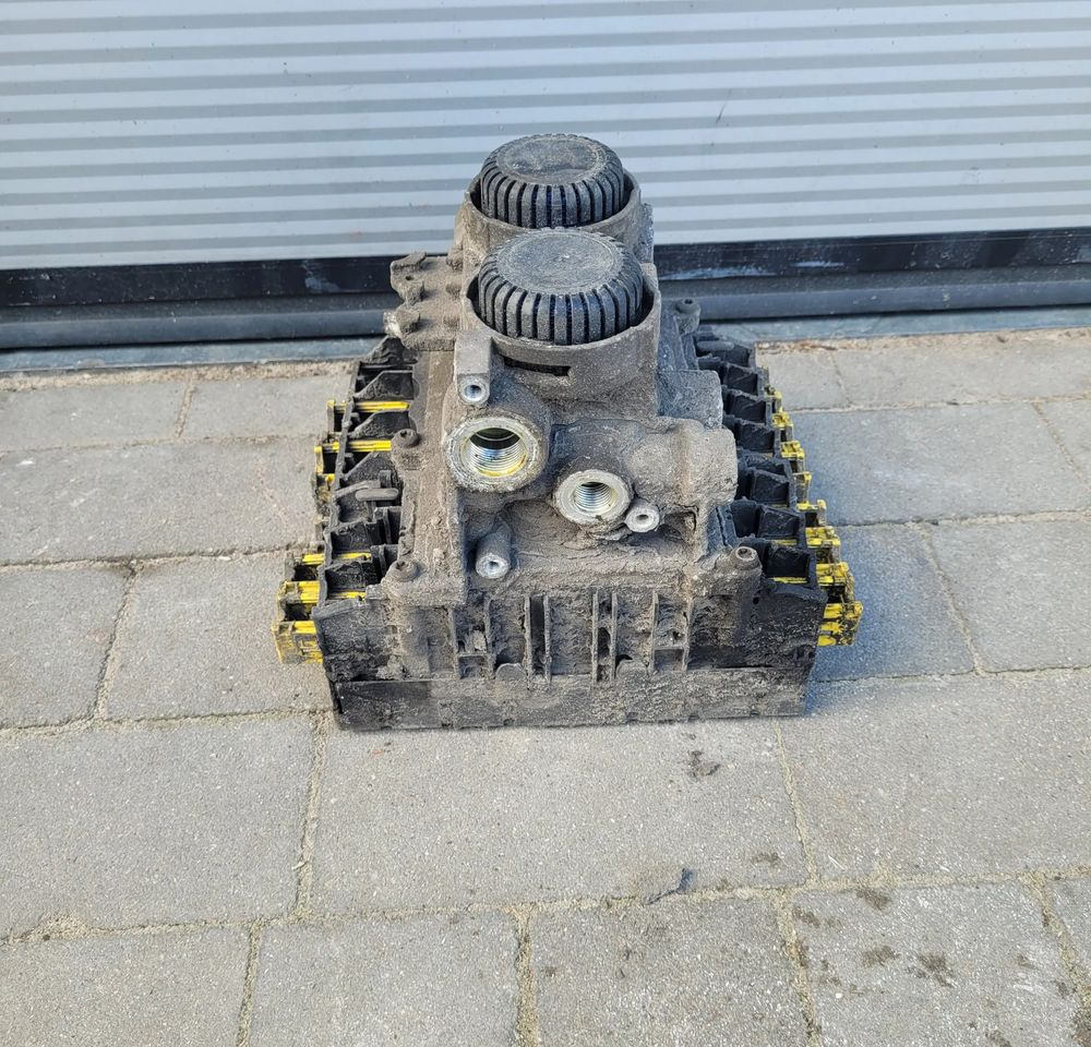 MODULATOR WABCO 120239 ORYGINAŁ CHWALIM116 - Peças de freio por Camião: foto 1 MODULATOR WABCO 120239 ORYGINAŁ CHWALIM116 - Peças de freio por Camião: foto 1