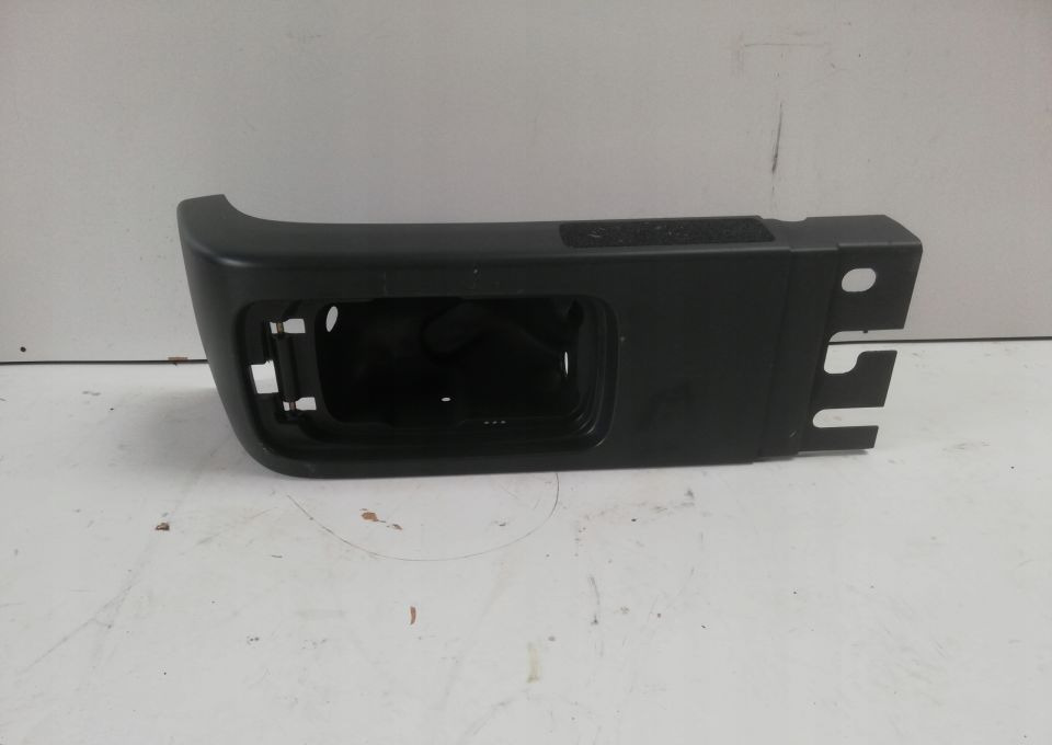 NAROZNIK ZDERZAKA MERCEDES SK NOWY ORYGINAŁ RH. - Canto do pára-choque por Camião: foto 1 NAROZNIK ZDERZAKA MERCEDES SK NOWY ORYGINAŁ RH. - Canto do pára-choque por Camião: foto 1