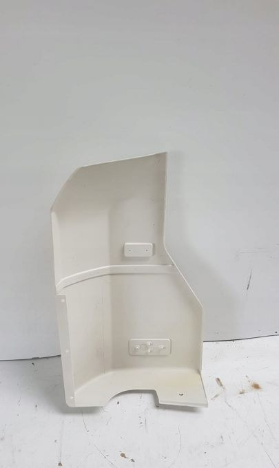 NAROZNIK ZDERZAKA RENAULT MAGNUM E-TECH NOWY LEWY - Canto do pára-choque por Camião: foto 2 NAROZNIK ZDERZAKA RENAULT MAGNUM E-TECH NOWY LEWY - Canto do pára-choque por Camião: foto 2