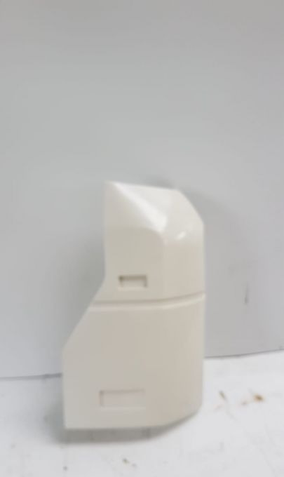 NAROZNIK ZDERZAKA RENAULT MAGNUM E-TECH NOWY LEWY - Canto do pára-choque por Camião: foto 1 NAROZNIK ZDERZAKA RENAULT MAGNUM E-TECH NOWY LEWY - Canto do pára-choque por Camião: foto 1