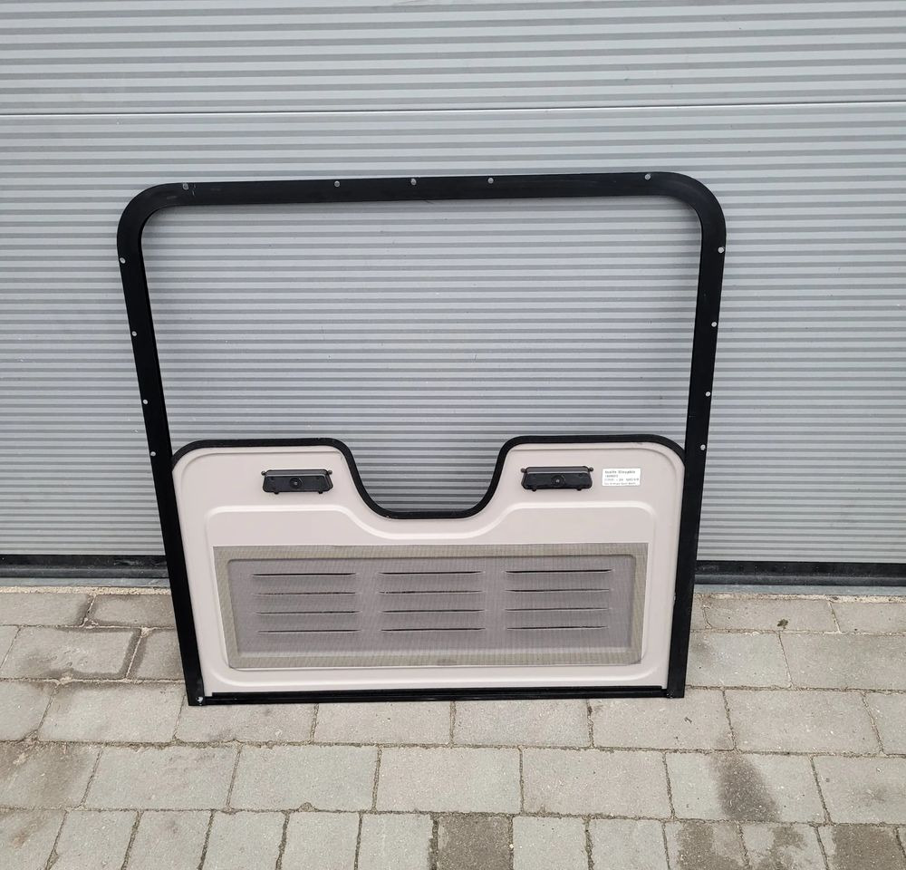 OSŁONA MASKOWINA SZYBERDACH DAF XF 106 1846023 CHWALIM116 - Carroceria e exterior por Camião: foto 2 OSŁONA MASKOWINA SZYBERDACH DAF XF 106 1846023 CHWALIM116 - Carroceria e exterior por Camião: foto 2