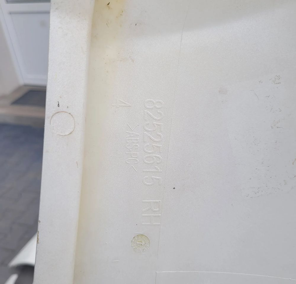 POLIK OWIEWKA DAF LF E6 ORYGINAŁ 82525615 ,82524597 CHWALIM116 - Carroceria e exterior por Camião: foto 3 POLIK OWIEWKA DAF LF E6 ORYGINAŁ 82525615 ,82524597 CHWALIM116 - Carroceria e exterior por Camião: foto 3