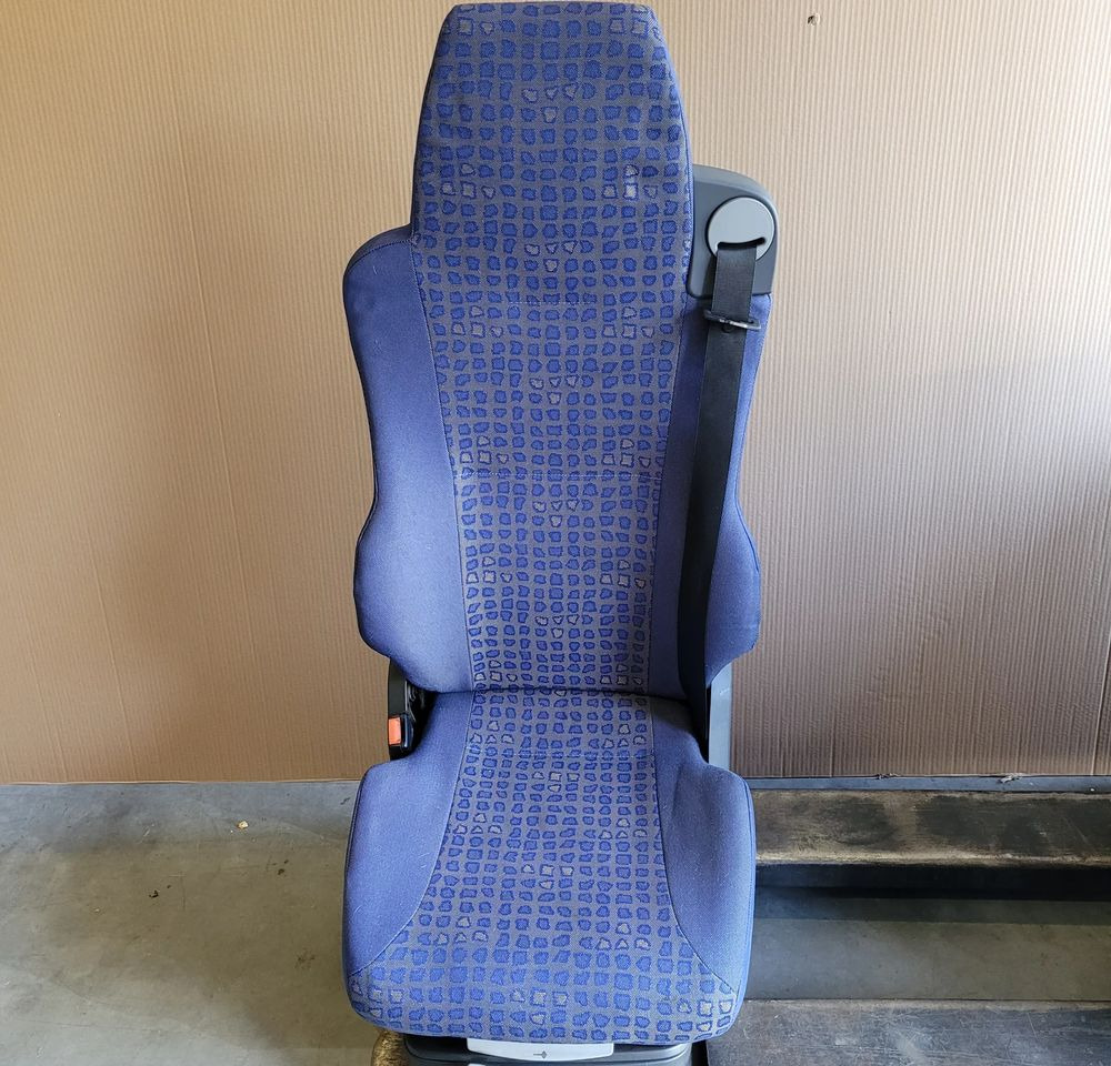 FOTEL KIEROWCY MAN TGX TGA TGS JAK NOWY ORYGINAŁ CHWALIM116 - Peça de reposição por Camião: foto 1 FOTEL KIEROWCY MAN TGX TGA TGS JAK NOWY ORYGINAŁ CHWALIM116 - Peça de reposição por Camião: foto 1