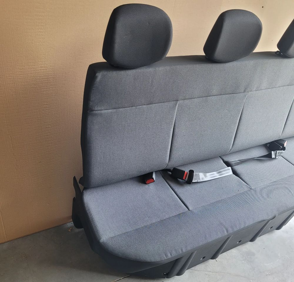 ŁAWKA FOTELE DOKA RENAULT MASTER MOVANO NOWE ORYGINAŁ CHWALIM116 - Peça de reposição por Camião: foto 2 ŁAWKA FOTELE DOKA RENAULT MASTER MOVANO NOWE ORYGINAŁ CHWALIM116 - Peça de reposição por Camião: foto 2