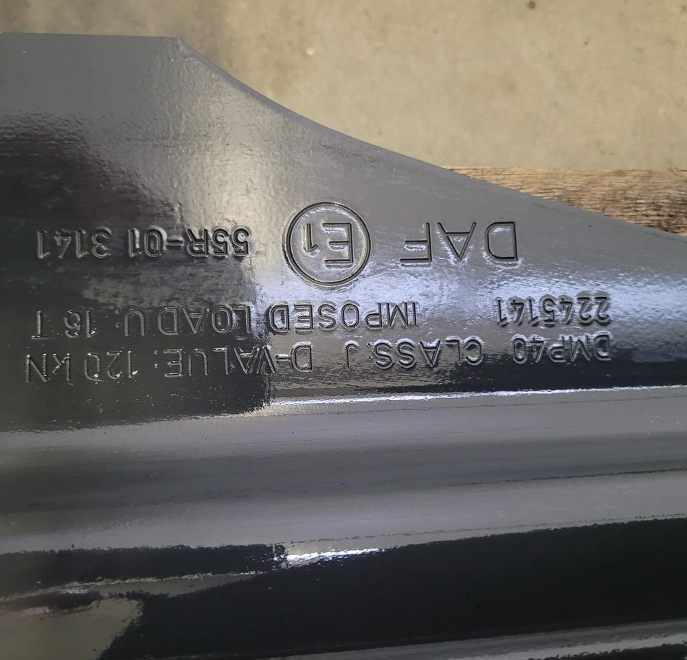 SIODŁO JOST DAF XG XF NOWY MODEL JSK37C-150 - Quinta-roda por Camião: foto 3 SIODŁO JOST DAF XG XF NOWY MODEL JSK37C-150 - Quinta-roda por Camião: foto 3