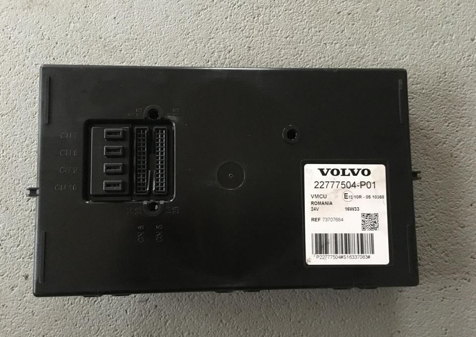 STEROWNIK KOMPUTER VOLVO 73701453 24V VMCU/FRC E13 - Centralina electrónica por Camião: foto 1 STEROWNIK KOMPUTER VOLVO 73701453 24V VMCU/FRC E13 - Centralina electrónica por Camião: foto 1