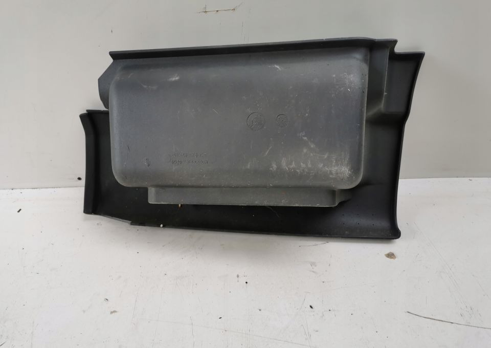 STOPNICA WŁAZ DAF LF PRAWA - Estribo por Camião: foto 3 STOPNICA WŁAZ DAF LF PRAWA - Estribo por Camião: foto 3