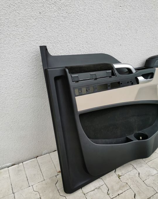 TAPICERKA DRZWI Man TGX LH LIFT ORYGINAŁ - Porta e peças por Camião: foto 2 TAPICERKA DRZWI Man TGX LH LIFT ORYGINAŁ - Porta e peças por Camião: foto 2