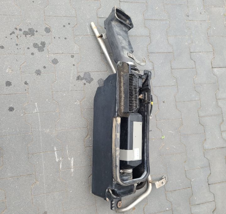 WEBASTO RENAULT RANGE T ORYGINAL - Aquecimento/ Ventilação por Camião: foto 1 WEBASTO RENAULT RANGE T ORYGINAL - Aquecimento/ Ventilação por Camião: foto 1