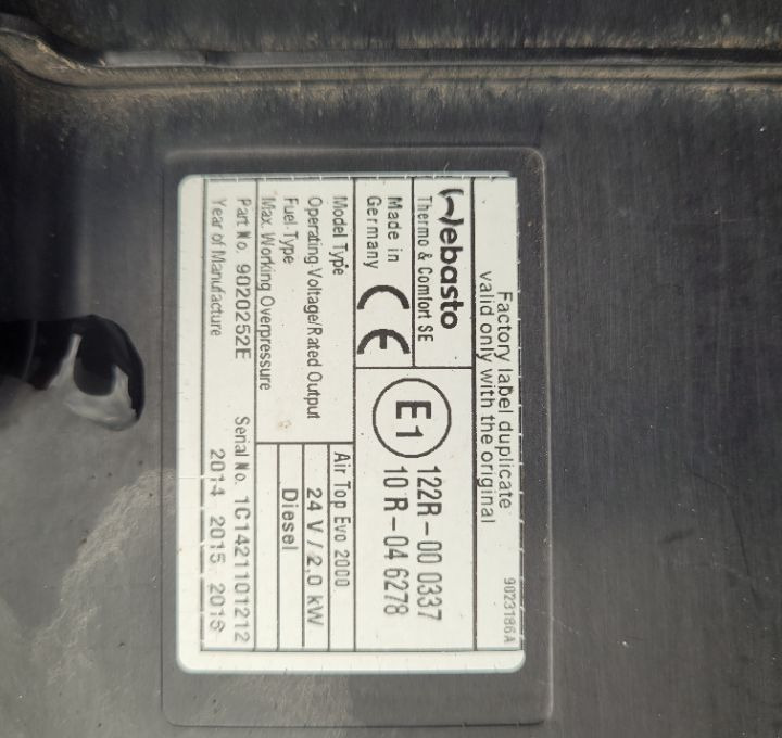 WEBASTO RENAULT RANGE T ORYGINAL - Aquecimento/ Ventilação por Camião: foto 2 WEBASTO RENAULT RANGE T ORYGINAL - Aquecimento/ Ventilação por Camião: foto 2