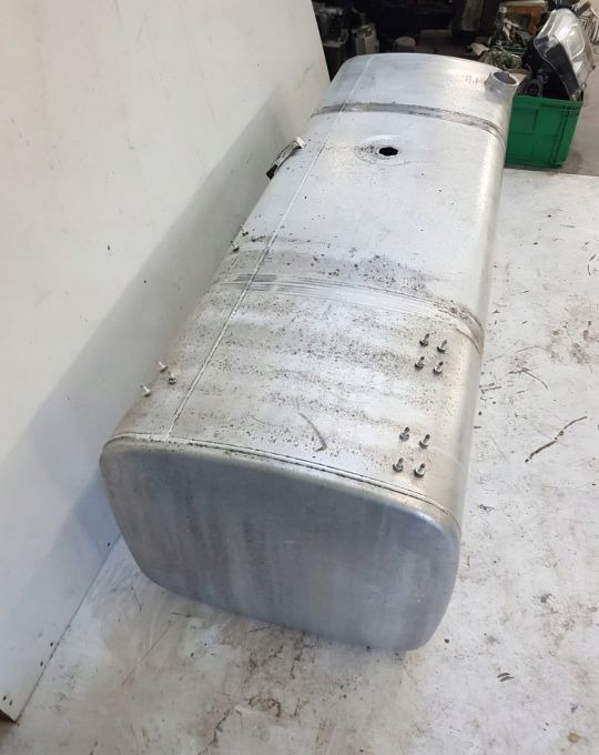 ZBIORNIK PALIWA DAF 1945568 690L 200X70X60 - Tanque de combustível por Camião: foto 4 ZBIORNIK PALIWA DAF 1945568 690L 200X70X60 - Tanque de combustível por Camião: foto 4