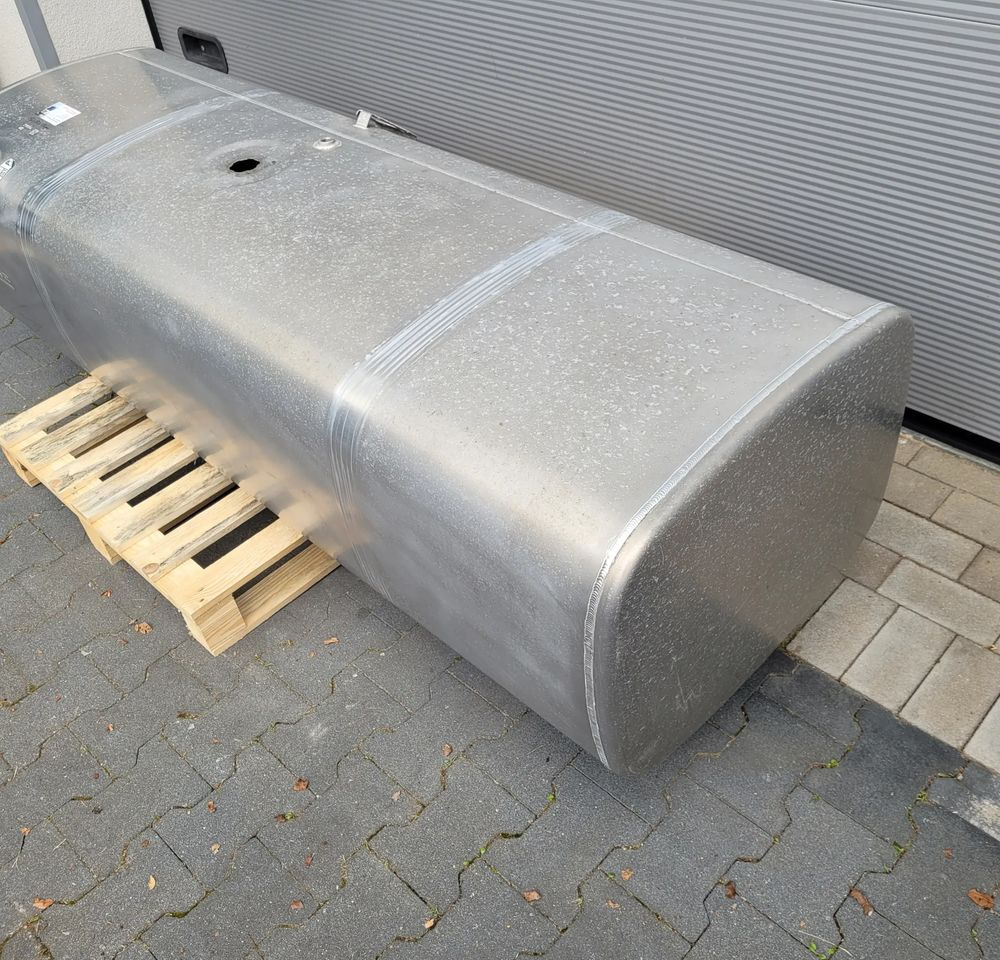 ZBIORNIK PALIWA DAF 2193146 600L 196X52X68 CHWALIM116 - Tanque de combustível por Camião: foto 2 ZBIORNIK PALIWA DAF 2193146 600L 196X52X68 CHWALIM116 - Tanque de combustível por Camião: foto 2