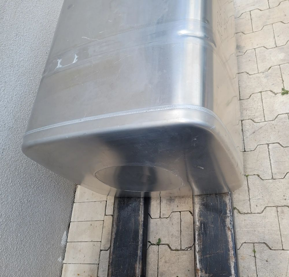 ZBIORNIK PALIWA MAN TGX 370L 81.12201-6798 100X63X68CM - Tanque de combustível por Camião: foto 3 ZBIORNIK PALIWA MAN TGX 370L 81.12201-6798 100X63X68CM - Tanque de combustível por Camião: foto 3