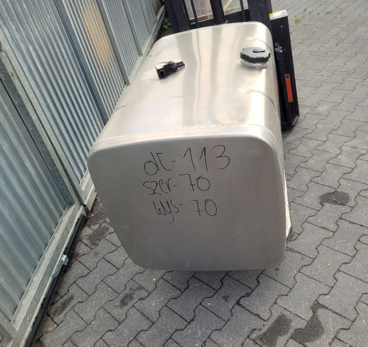 ZBIORNIK PALIWA NOWA MAN daf 450L 113X70X70CM - Tanque de combustível por Camião: foto 4 ZBIORNIK PALIWA NOWA MAN daf 450L 113X70X70CM - Tanque de combustível por Camião: foto 4
