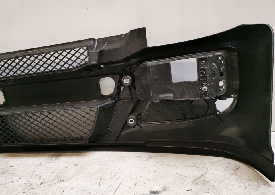 ZDERZAK IVECO EUROCARGO WYSOKI 120 2008/2018 - Para-choque por Camião: foto 4 ZDERZAK IVECO EUROCARGO WYSOKI 120 2008/2018 - Para-choque por Camião: foto 4