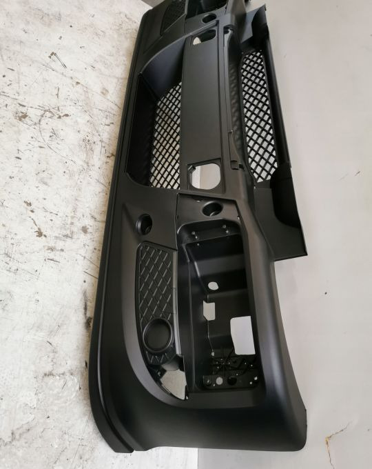 ZDERZAK IVECO EUROCARGO WYSOKI 120 2008/2018 - Para-choque por Camião: foto 2 ZDERZAK IVECO EUROCARGO WYSOKI 120 2008/2018 - Para-choque por Camião: foto 2