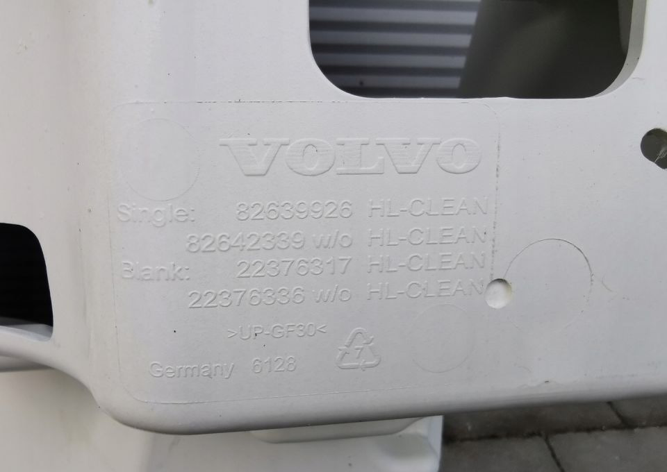 ZDERZAK VOLVO FL E6 NOWY ORYGINAŁ 82639926 - Para-choque: foto 5 ZDERZAK VOLVO FL E6 NOWY ORYGINAŁ 82639926 - Para-choque: foto 5