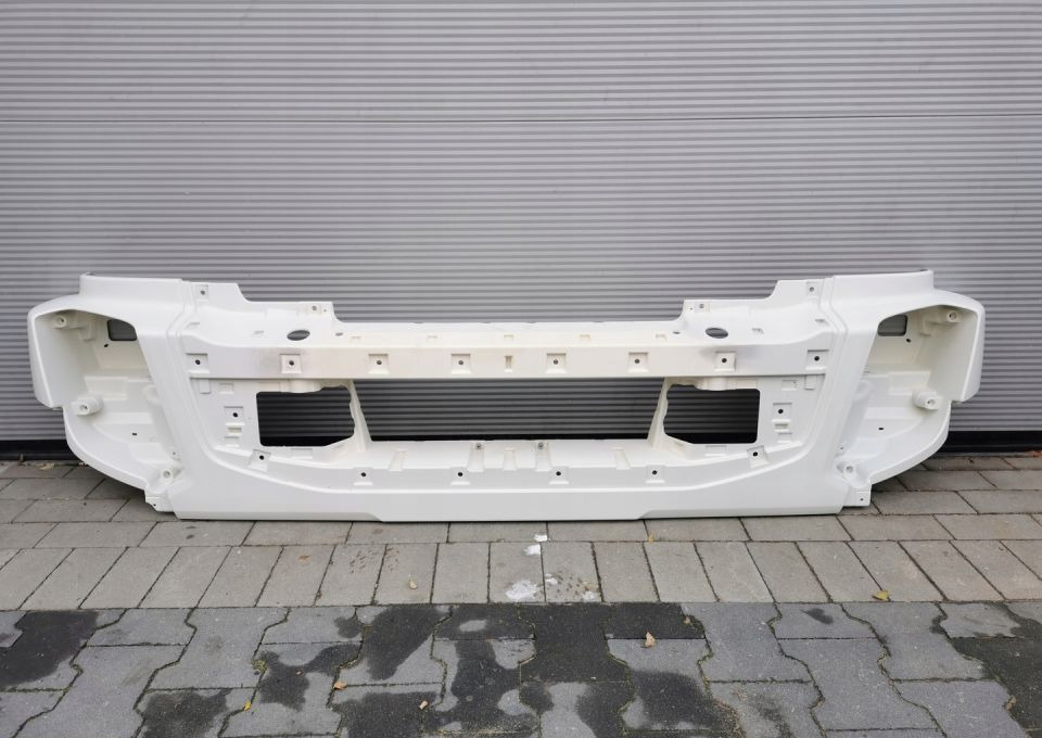 ZDERZAK VOLVO FL E6 NOWY ORYGINAŁ 82639926 - Para-choque: foto 1 ZDERZAK VOLVO FL E6 NOWY ORYGINAŁ 82639926 - Para-choque: foto 1