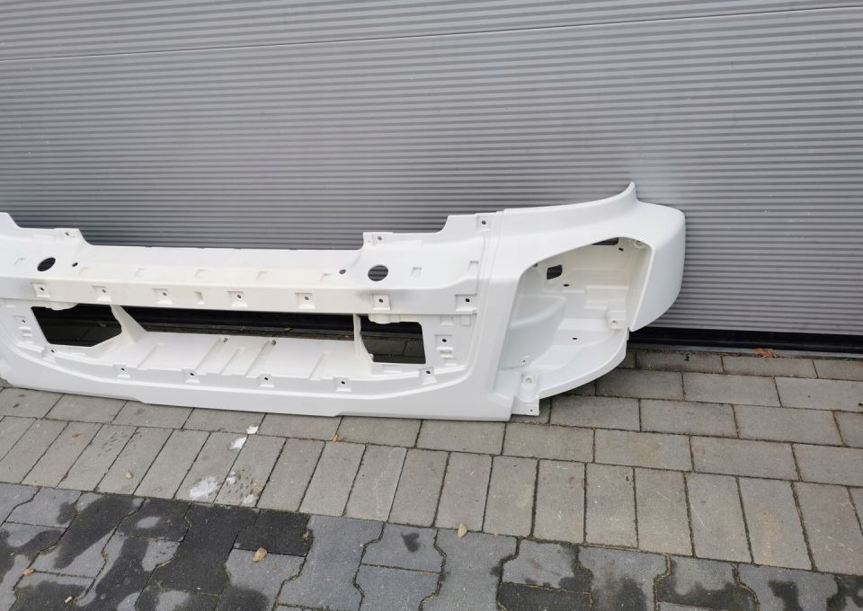 ZDERZAK VOLVO FL E6 NOWY ORYGINAŁ 82639926 - Para-choque: foto 2 ZDERZAK VOLVO FL E6 NOWY ORYGINAŁ 82639926 - Para-choque: foto 2