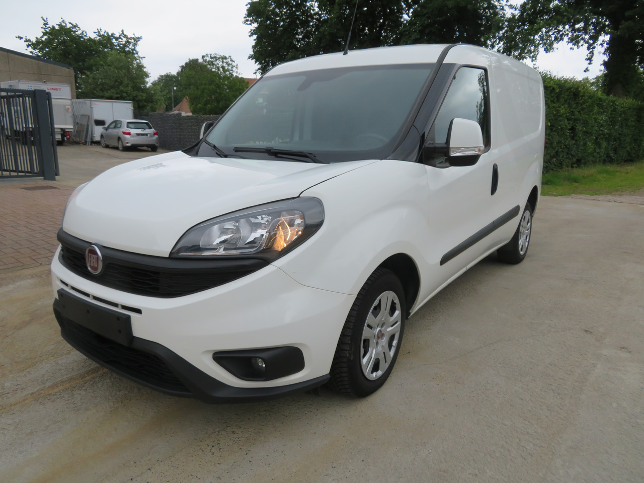 FIAT Doblo Cargo 1.6 Multijet - Furgão compacto: foto 3 FIAT Doblo Cargo 1.6 Multijet - Furgão compacto: foto 3