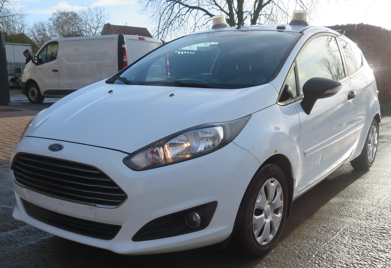 Ford Fiësta Van 1.5 - Furgão compacto: foto 3 Ford Fiësta Van 1.5 - Furgão compacto: foto 3