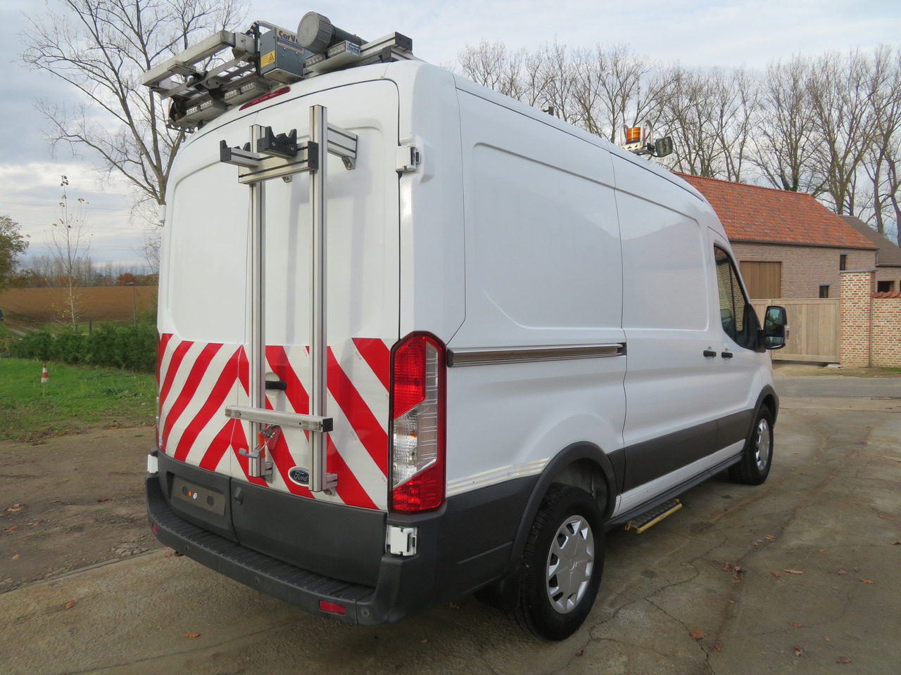 Leasing de Ford Transit 2.0TDCi - L2H2 Ford Transit 2.0TDCi - L2H2: foto 7 Leasing de Ford Transit 2.0TDCi - L2H2 Ford Transit 2.0TDCi - L2H2: foto 7