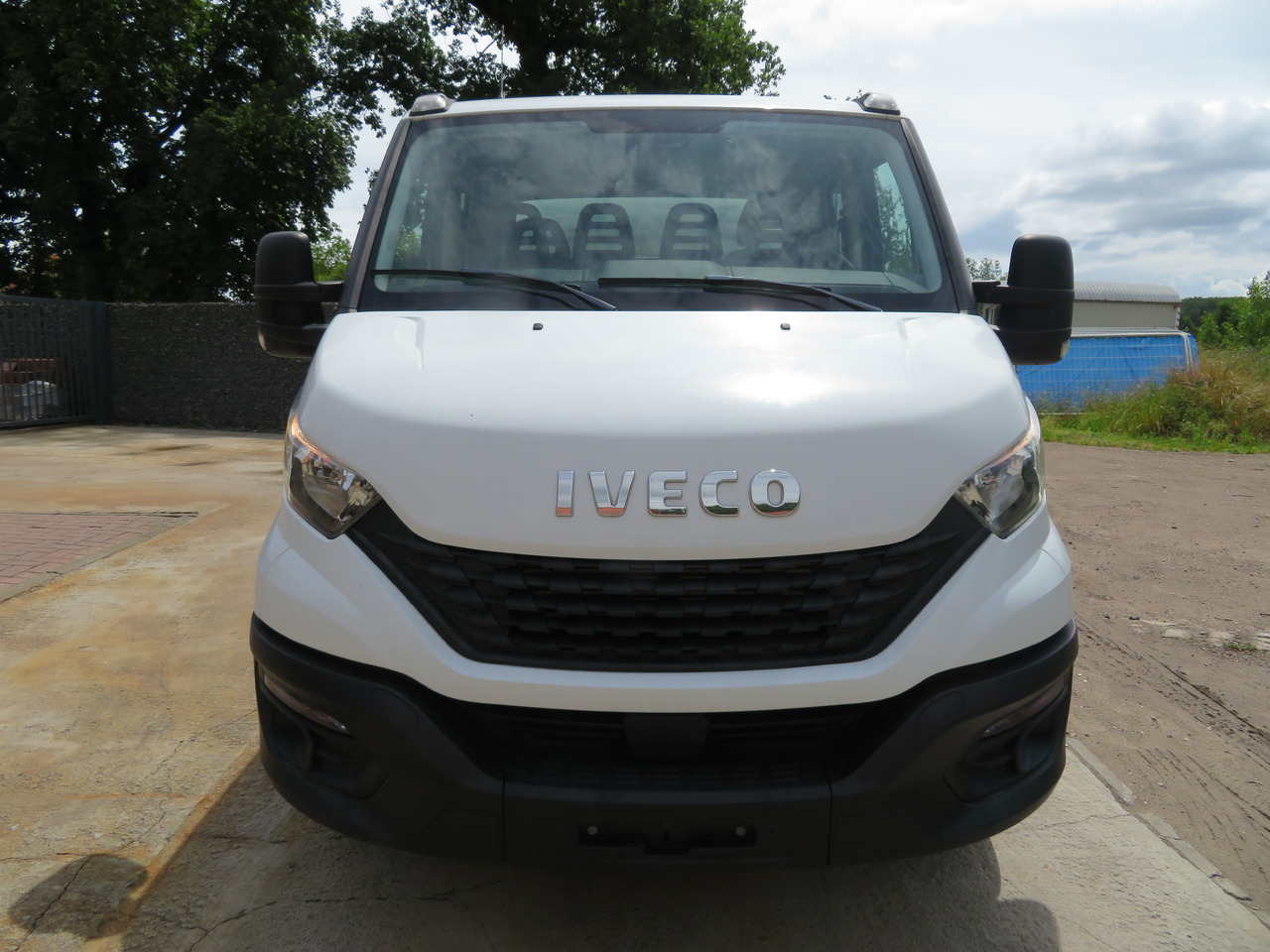IVECO Daily 35C16 3.0 Dubbel cabine - Carrinha basculante, Carrinha cabine dupla: foto 2 IVECO Daily 35C16 3.0 Dubbel cabine - Carrinha basculante, Carrinha cabine dupla: foto 2