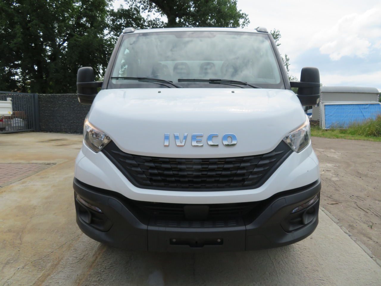 IVECO Daily 35C16 3.0 Dubbel cabine - Carrinha basculante, Carrinha cabine dupla: foto 2 IVECO Daily 35C16 3.0 Dubbel cabine - Carrinha basculante, Carrinha cabine dupla: foto 2