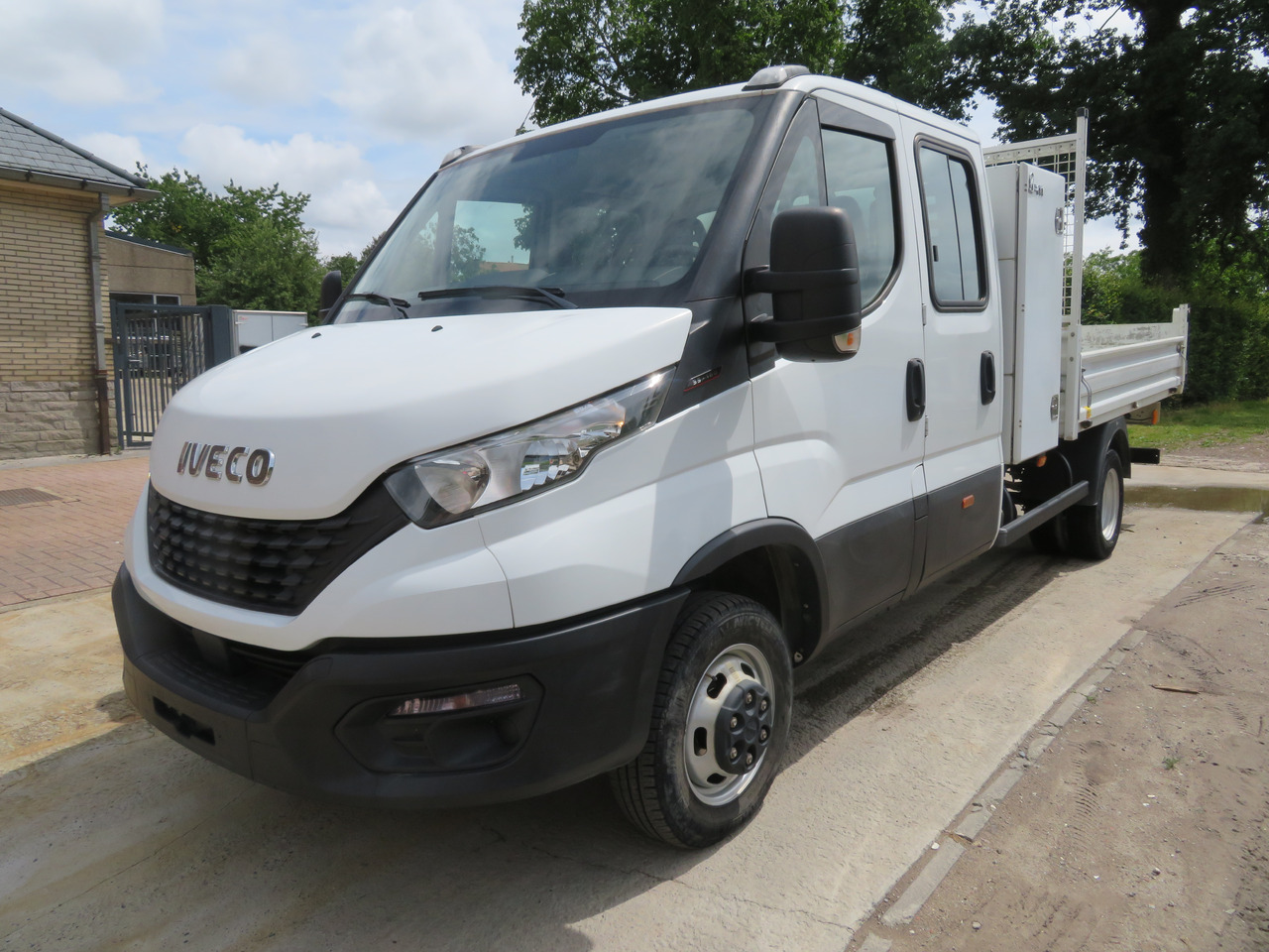 IVECO Daily 35C16 3.0 Dubbel cabine - Carrinha basculante, Carrinha cabine dupla: foto 3 IVECO Daily 35C16 3.0 Dubbel cabine - Carrinha basculante, Carrinha cabine dupla: foto 3