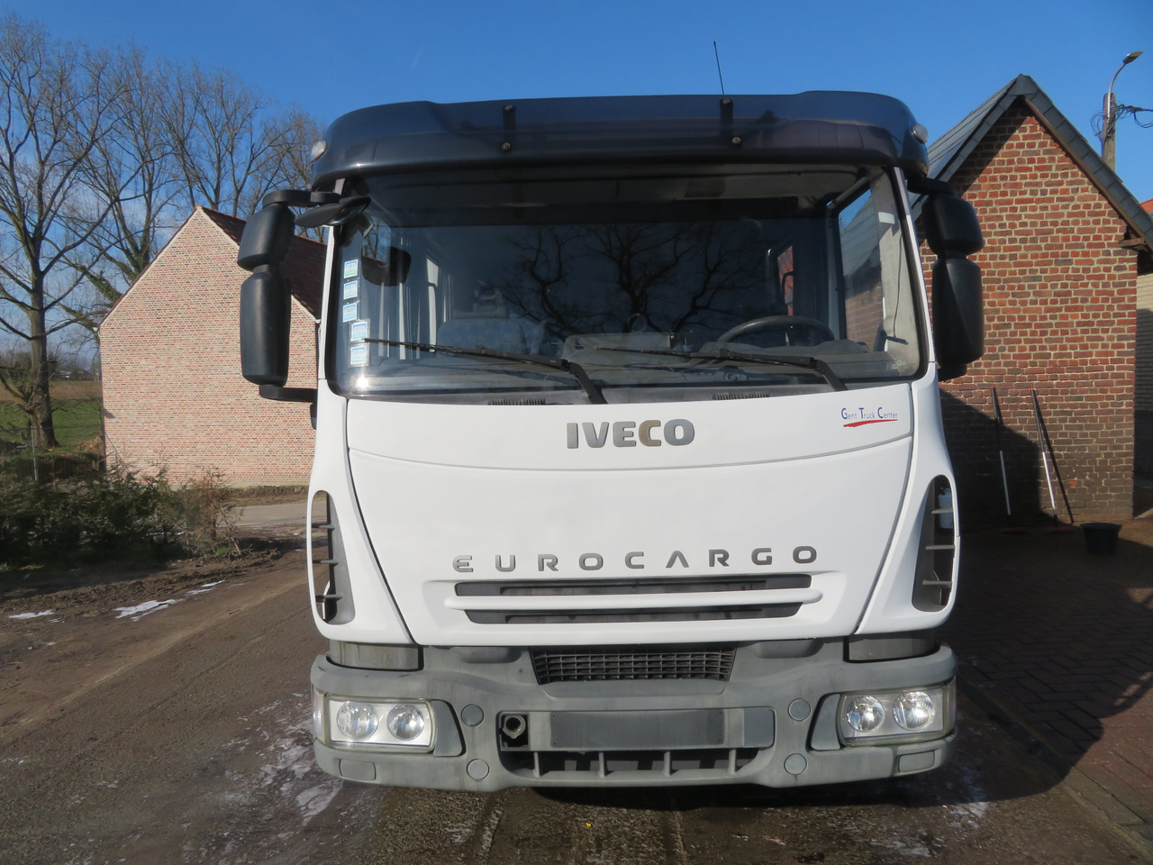 Iveco Eurocargo ML90E18 - Camião furgão: foto 2 Iveco Eurocargo ML90E18 - Camião furgão: foto 2