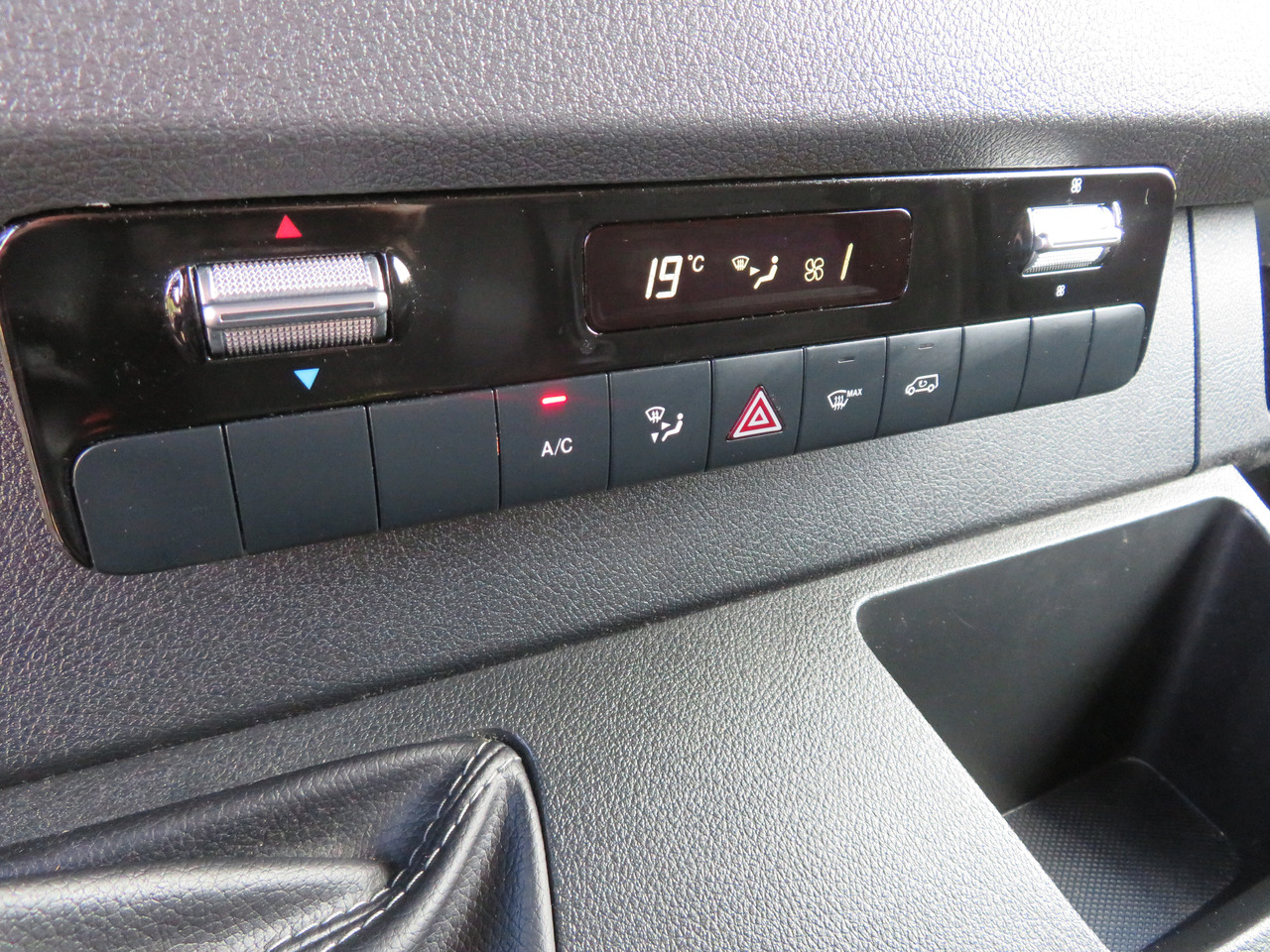 Furgão Mercedes-Benz Sprinter 317cdi - A2H2: foto 15