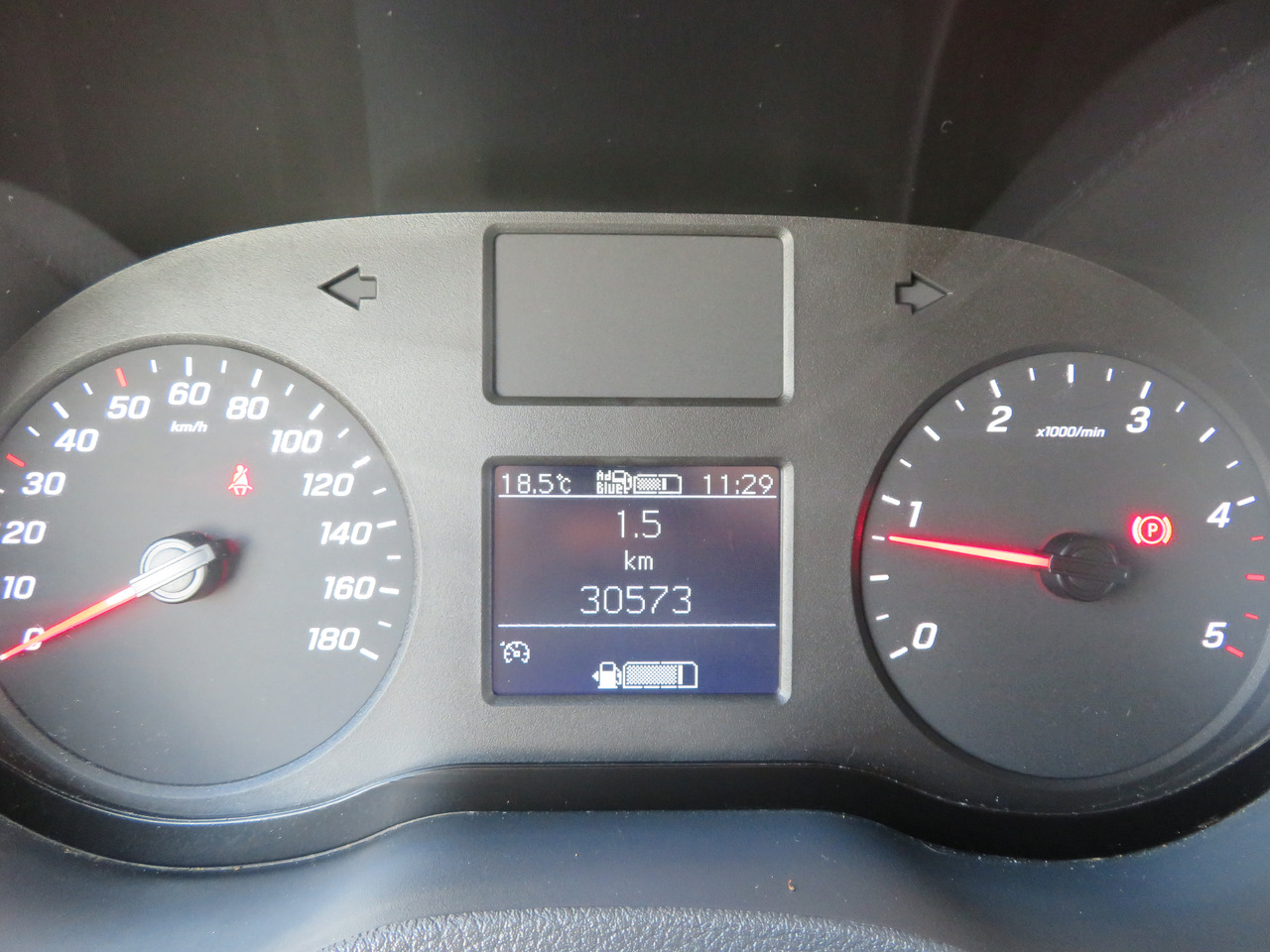 Furgão Mercedes-Benz Sprinter 317cdi - A2H2: foto 19