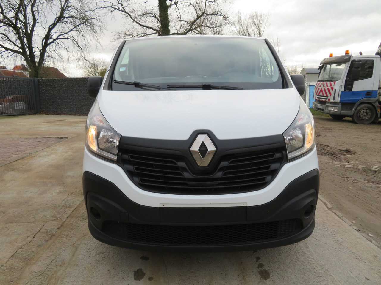 Renault Trafic 1.6dCi Grand Confort - L2H1 - Furgão compacto: foto 2 Renault Trafic 1.6dCi Grand Confort - L2H1 - Furgão compacto: foto 2