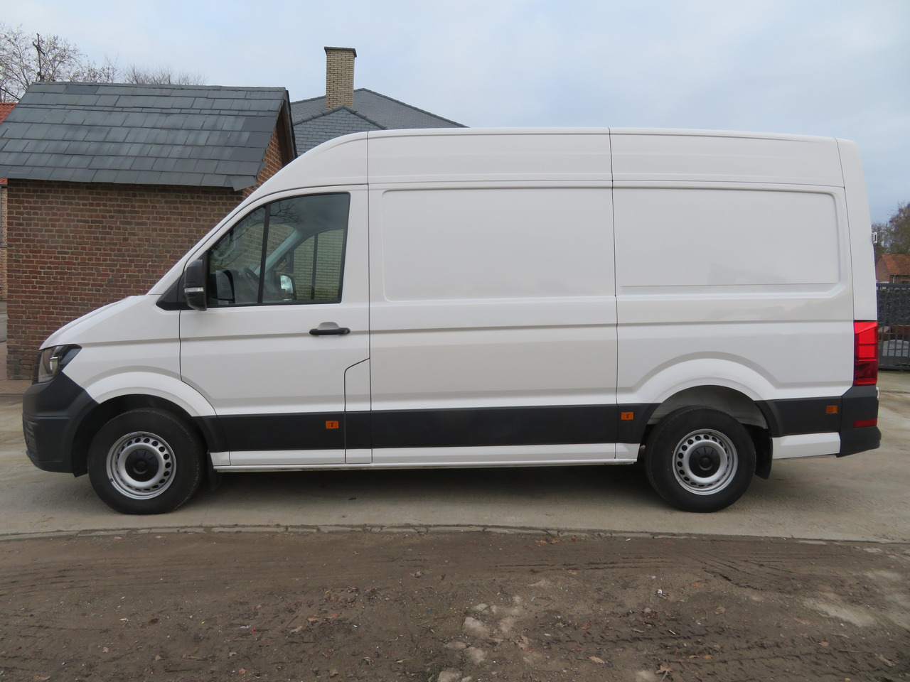 Volkswagen Crafter 2.0 CR TDi L3H3 - Furgão: foto 4 Volkswagen Crafter 2.0 CR TDi L3H3 - Furgão: foto 4