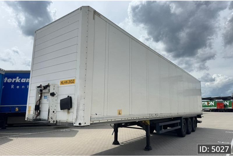 Schmitz Cargobull SCB/S3B / Disk brakes / Double stock / Taillift - Semi-reboque furgão: foto 1 Schmitz Cargobull SCB/S3B / Disk brakes / Double stock / Taillift - Semi-reboque furgão: foto 1