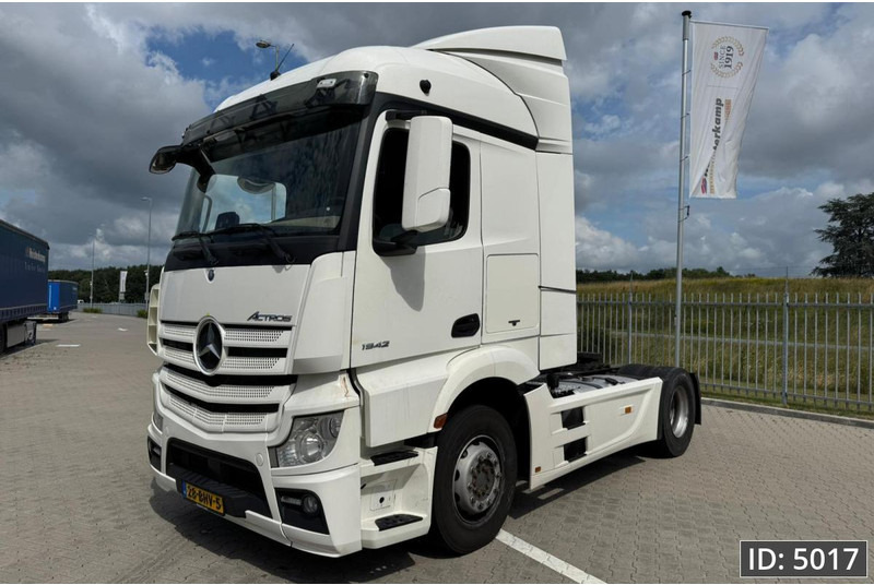 Mercedes-Benz Actros 1842 StreamSpace, Euro 6, / Streamspace / 9 Pieces - Tractor: foto 1 Mercedes-Benz Actros 1842 StreamSpace, Euro 6, / Streamspace / 9 Pieces - Tractor: foto 1