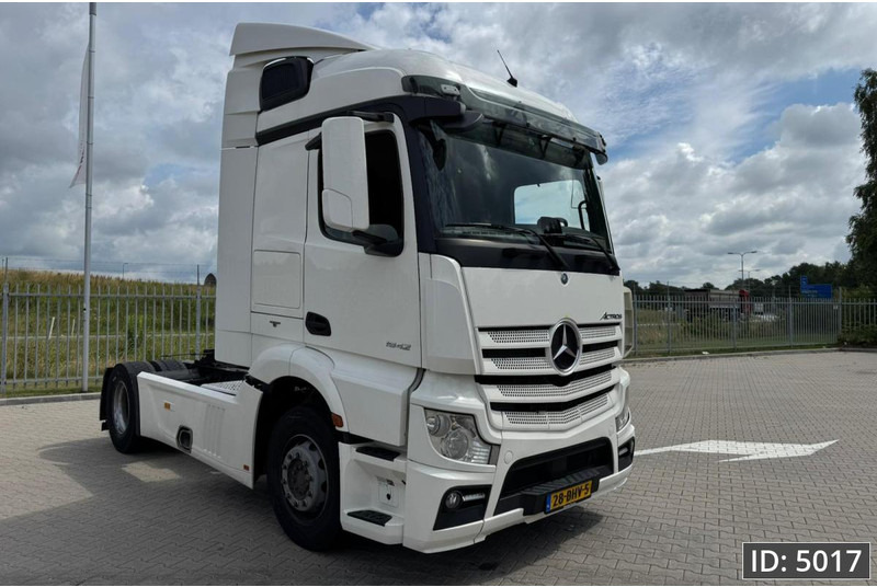 Mercedes-Benz Actros 1842 StreamSpace, Euro 6, / Streamspace / 9 Pieces - Tractor: foto 4 Mercedes-Benz Actros 1842 StreamSpace, Euro 6, / Streamspace / 9 Pieces - Tractor: foto 4