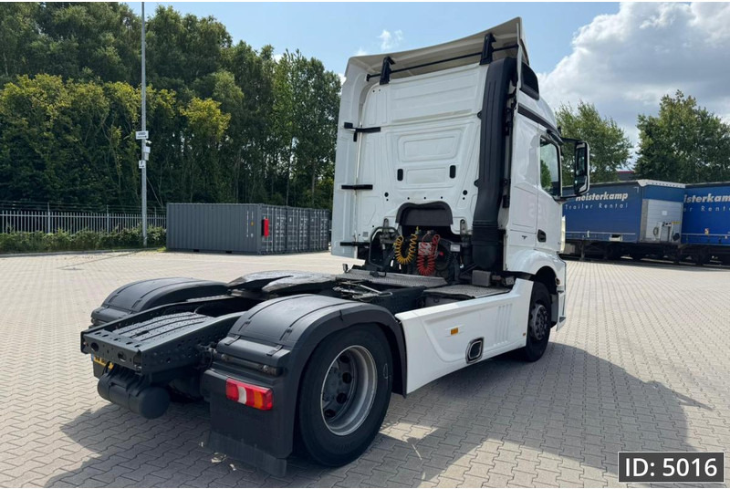 Mercedes-Benz Actros 1842 StreamSpace, Euro 6, / Streamspace / 9 Pieces - Tractor: foto 3 Mercedes-Benz Actros 1842 StreamSpace, Euro 6, / Streamspace / 9 Pieces - Tractor: foto 3