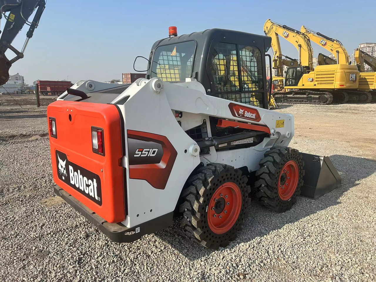 BOBCAT S510 Skid Steer Loader - Mini pá carregadora: foto 3 BOBCAT S510 Skid Steer Loader - Mini pá carregadora: foto 3