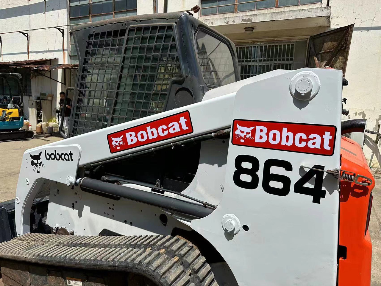 BOBCAT Skid Steer Loader - Mini pá carregadora: foto 3 BOBCAT Skid Steer Loader - Mini pá carregadora: foto 3
