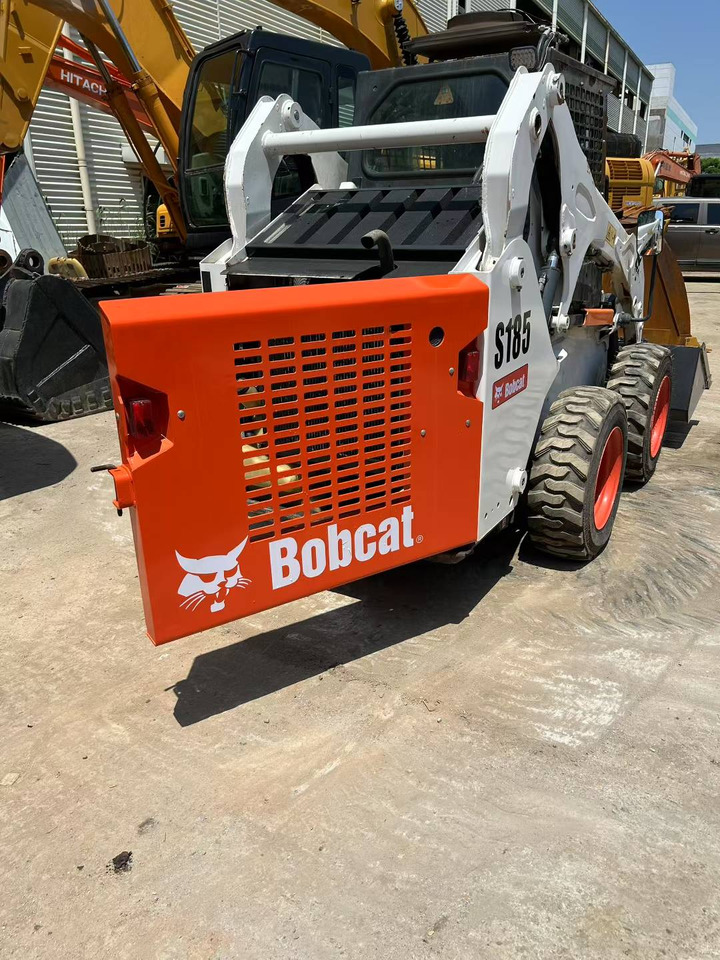 BOBCAT Skid Steer Loader S185 - Mini pá carregadora: foto 4 BOBCAT Skid Steer Loader S185 - Mini pá carregadora: foto 4