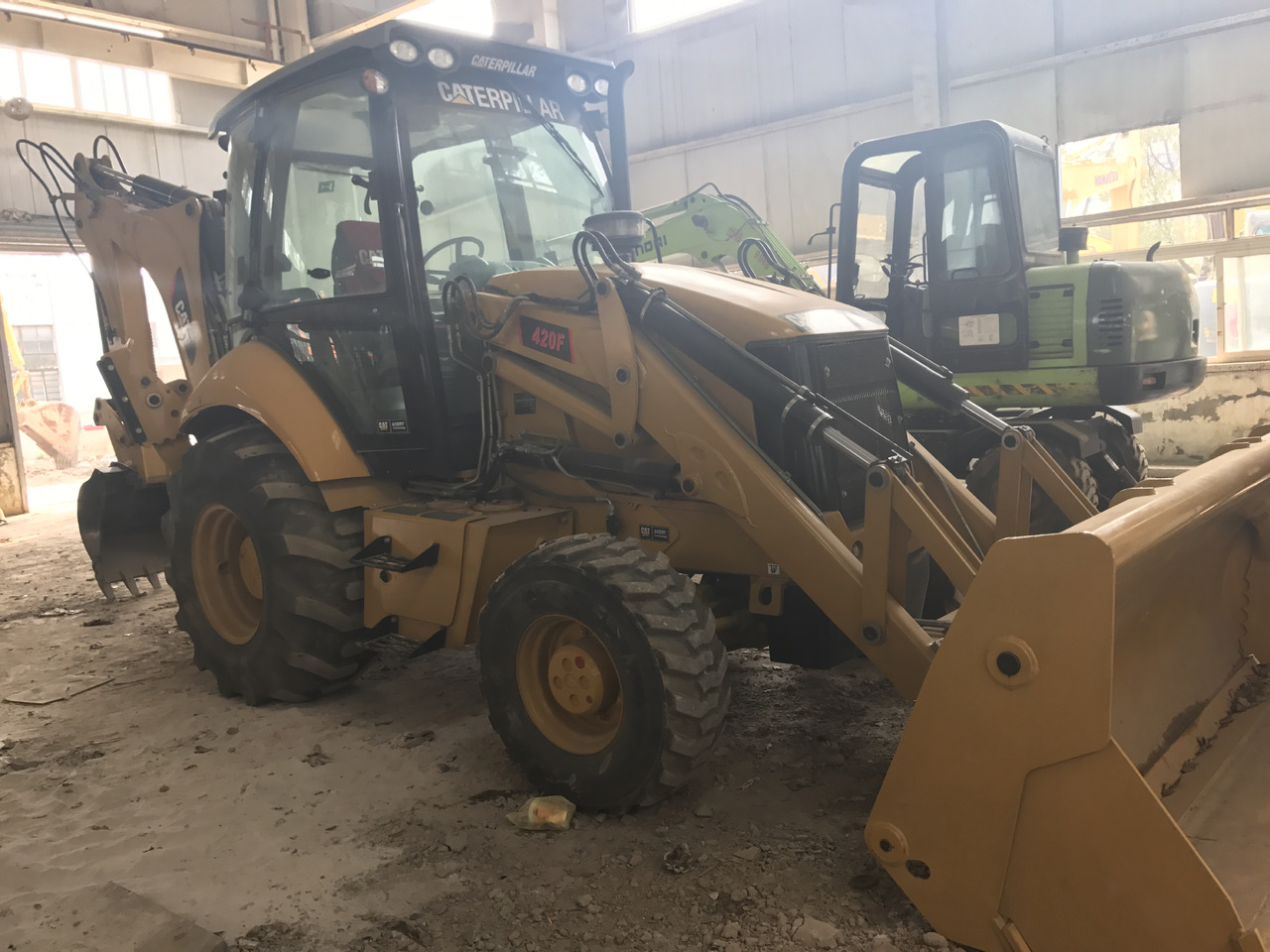 CAT Backhoe Loader 420F Click Here for Discount - Retroescavadeira: foto 3 CAT Backhoe Loader 420F Click Here for Discount - Retroescavadeira: foto 3