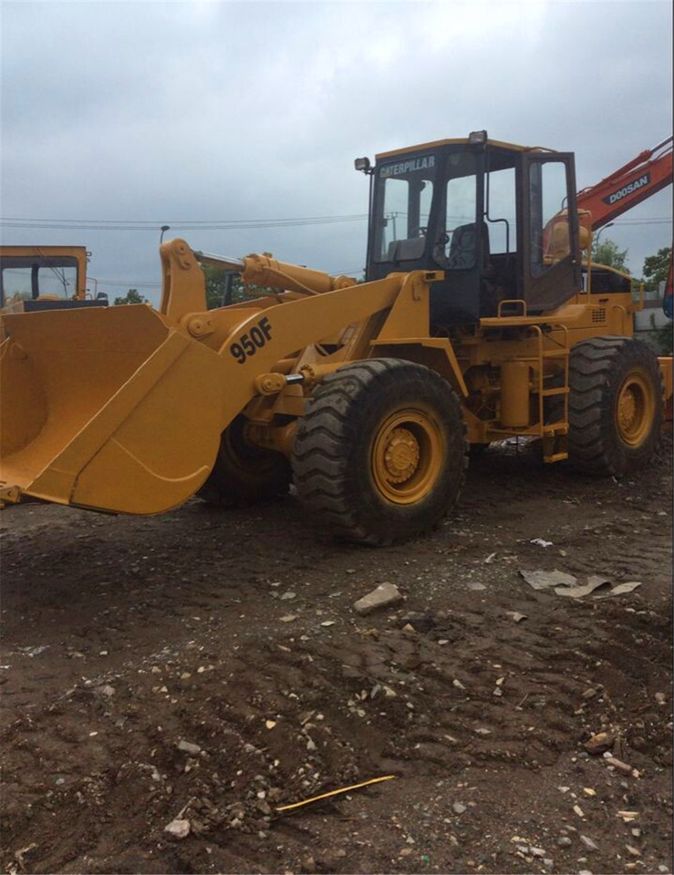 CAT Wheel Loader CAT 950F - Pá carregadora de rodas: foto 2 CAT Wheel Loader CAT 950F - Pá carregadora de rodas: foto 2