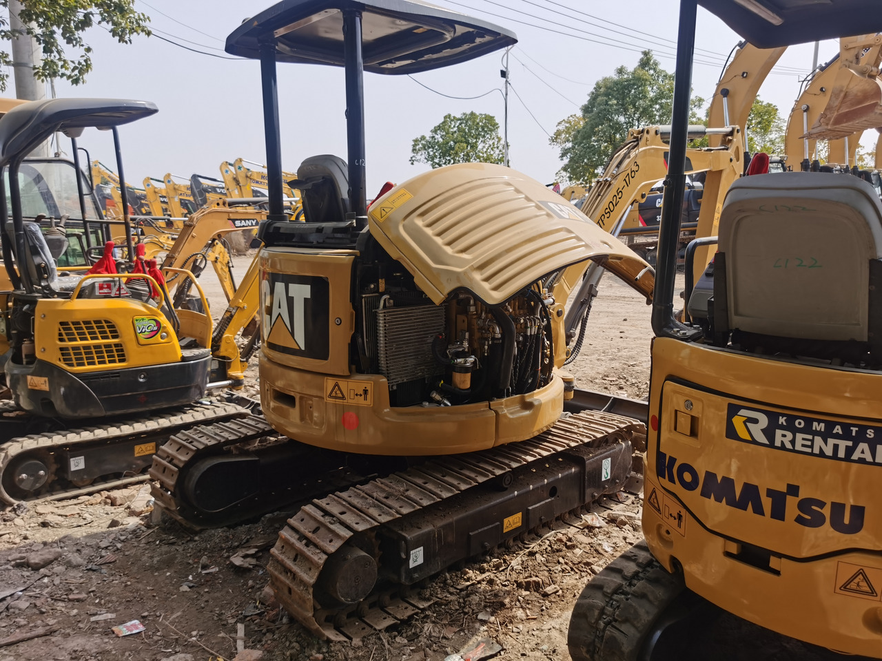 CATERPILLAR 303ECR - Mini escavadeira: foto 5 CATERPILLAR 303ECR - Mini escavadeira: foto 5