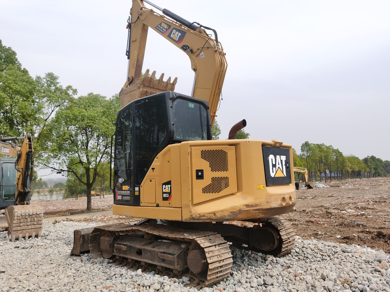 CATERPILLAR 307.5 - Escavadora de rastos: foto 1 CATERPILLAR 307.5 - Escavadora de rastos: foto 1