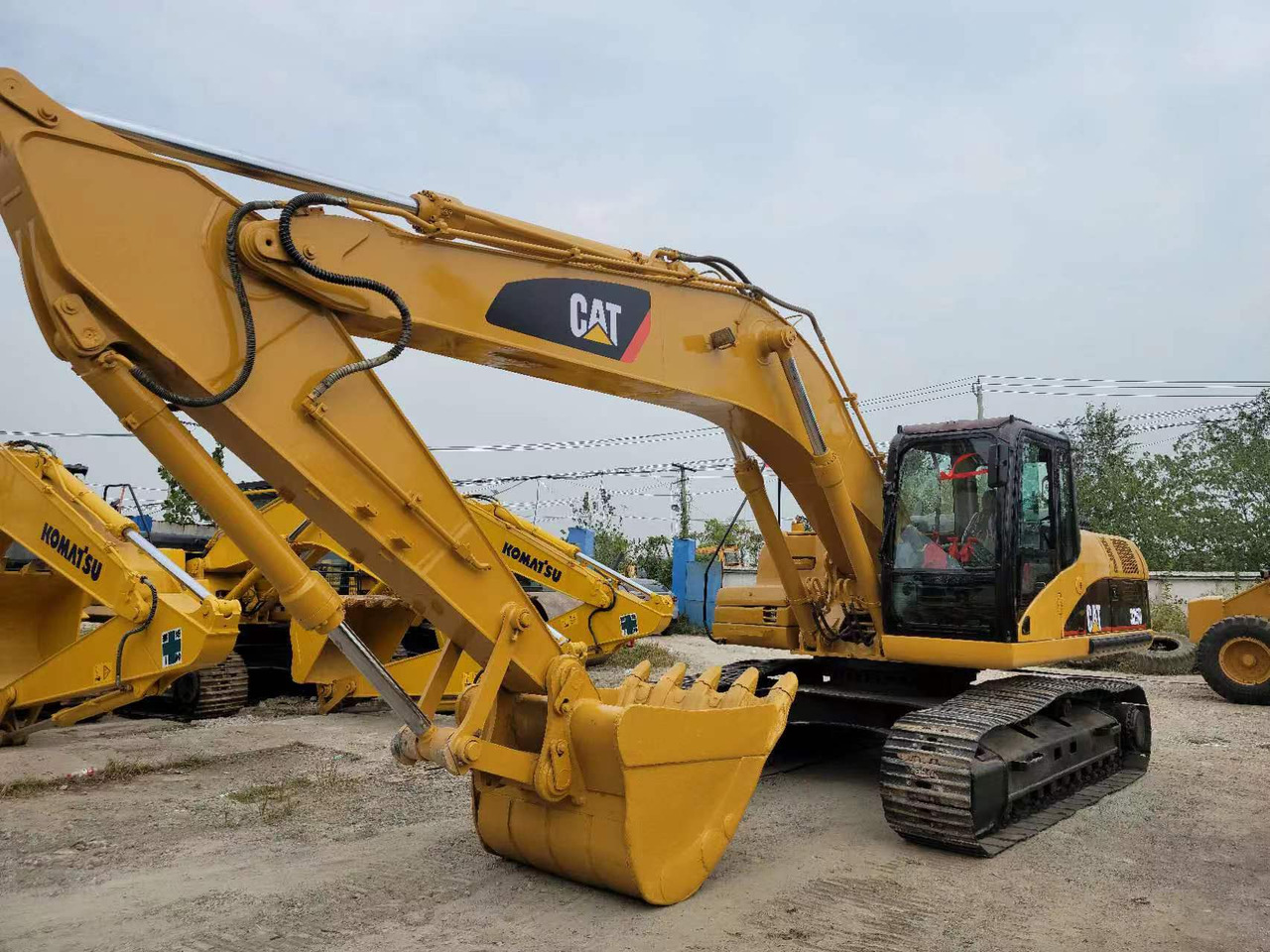 CATERPILLAR 325D - Escavadora de rastos: foto 4 CATERPILLAR 325D - Escavadora de rastos: foto 4